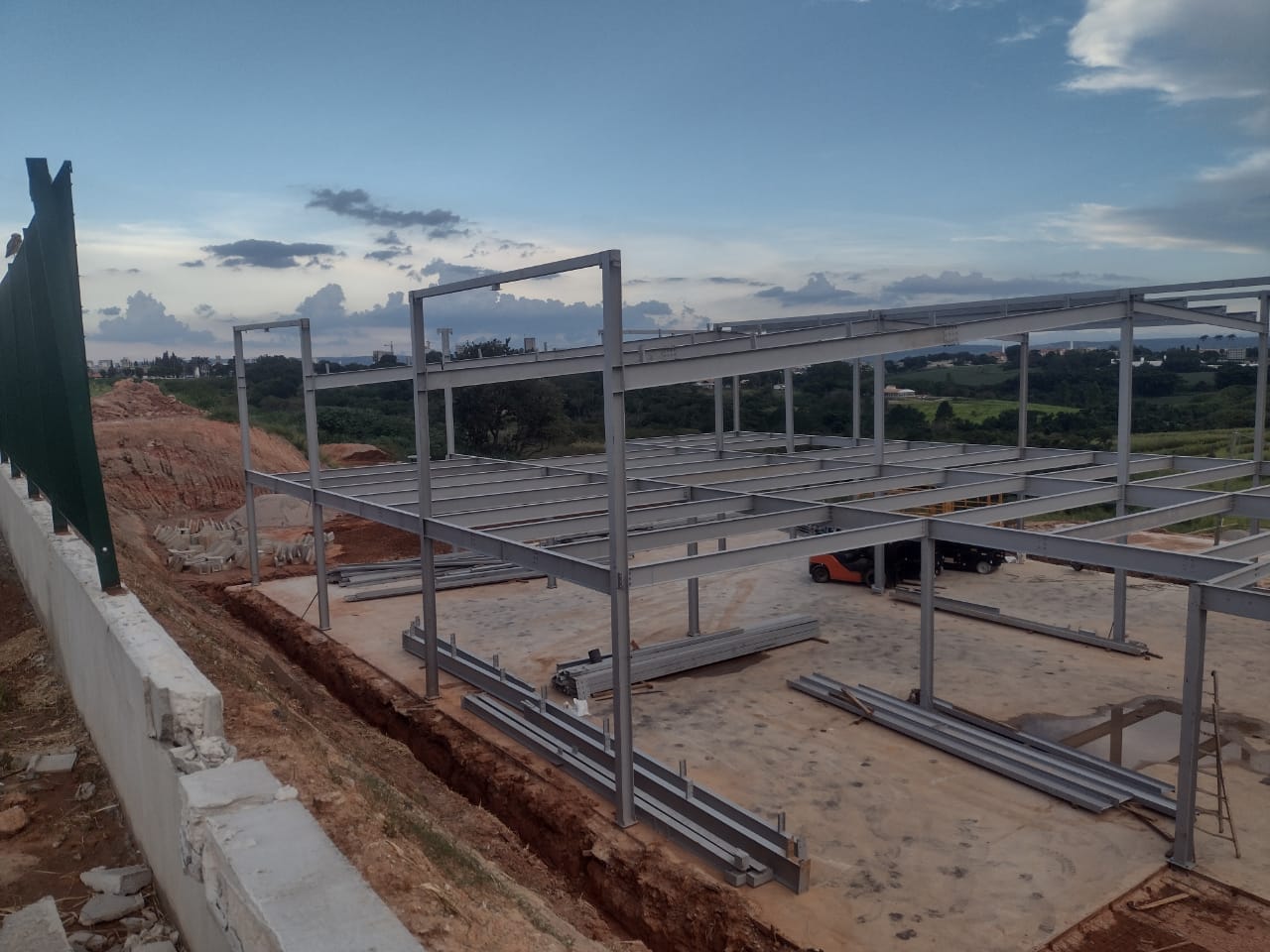 WhatsApp Image 2025-05-13 at 16.44.18 (1).jpeg