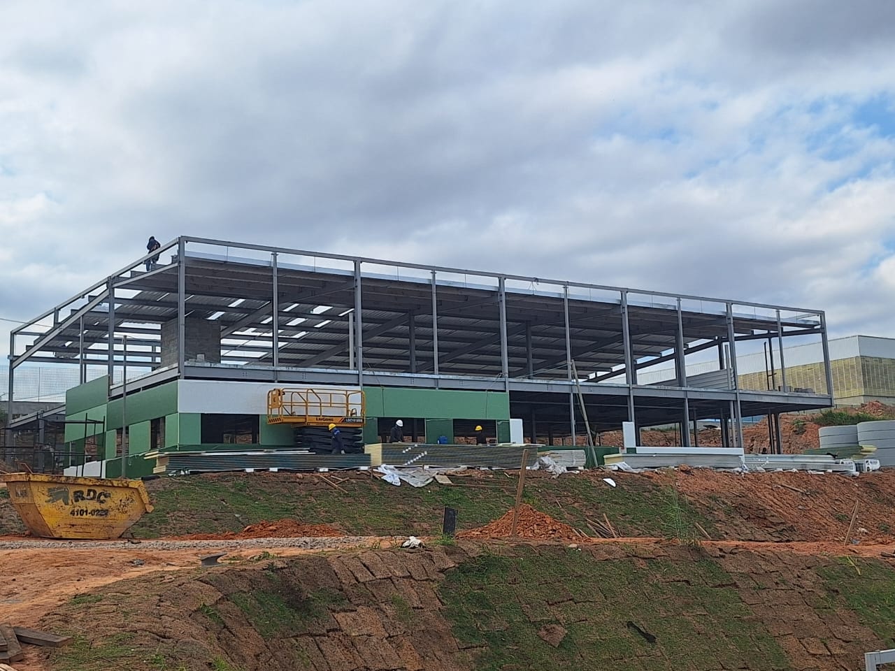 WhatsApp Image 2025-05-13 at 16.44.08.jpeg