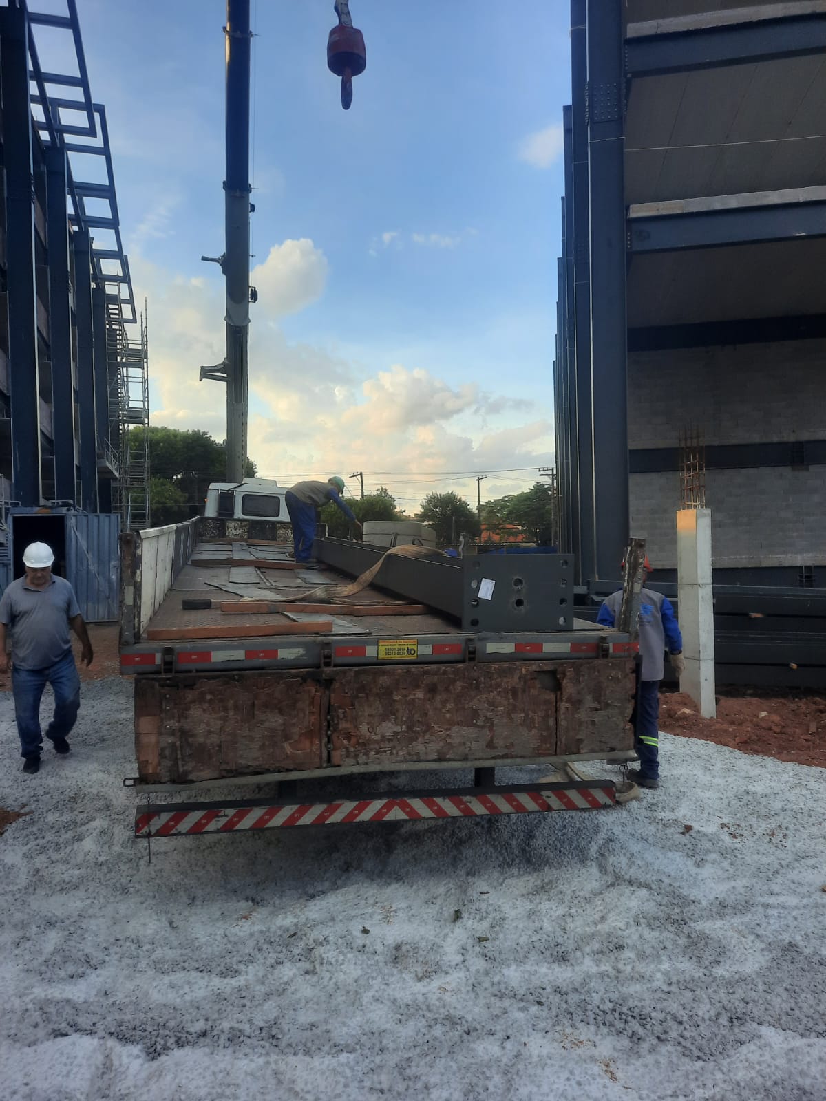 WhatsApp Image 2025-05-13 at 16.15.53.jpeg